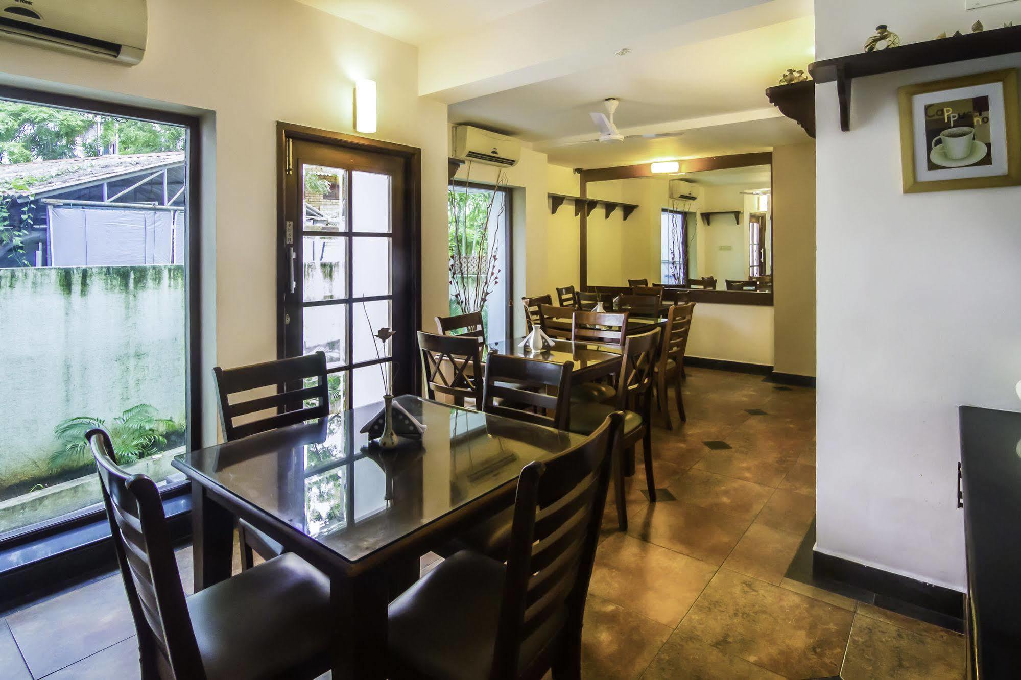 Treebo Angson Hotel Chennai Exterior photo